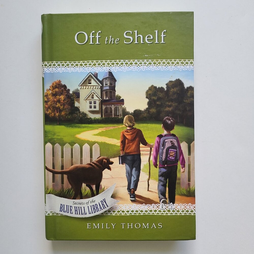 5/$15 Book Off the Shelf Secrets of Blue Hill Library 6 Guideposts Christian